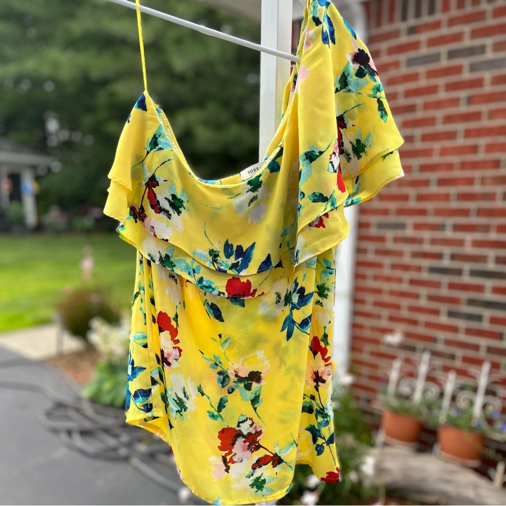 Rose & Olive Yellow Ruffled Asymmetrical One Shoulder Top